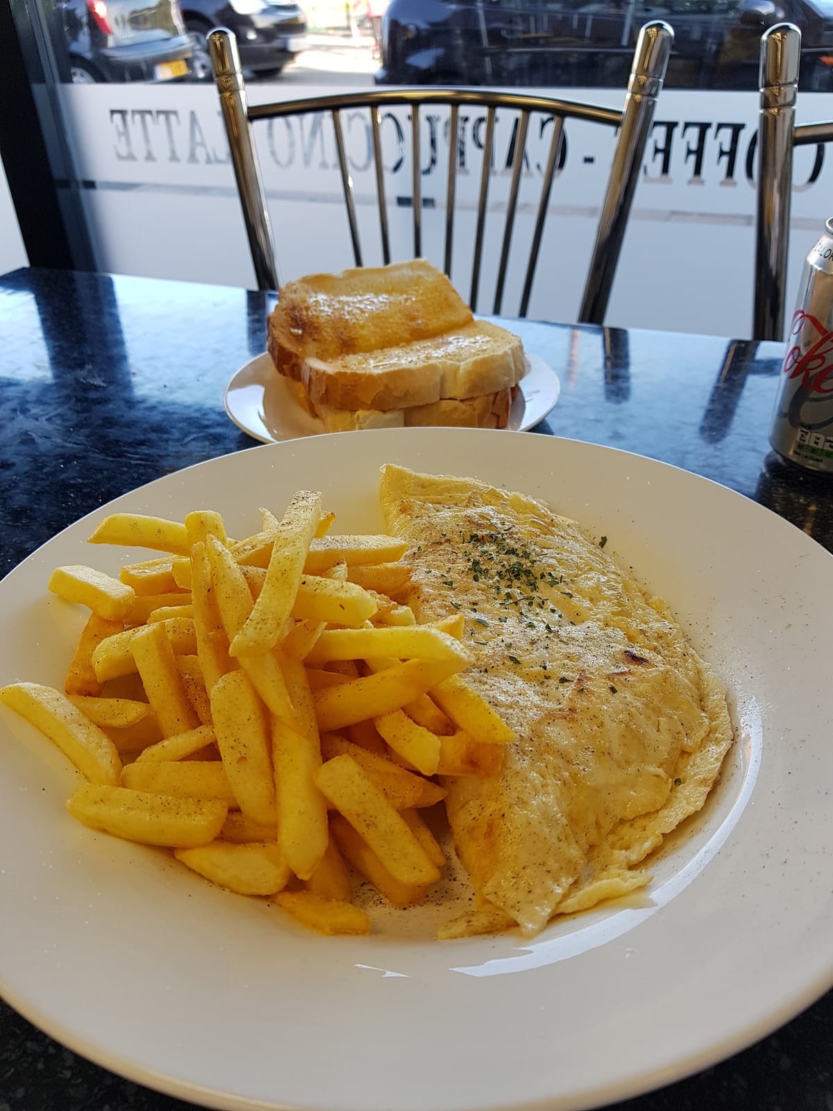 Twins Cafe