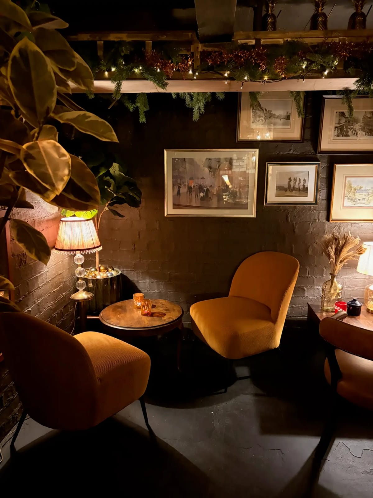 Nostalgia Café photo 7