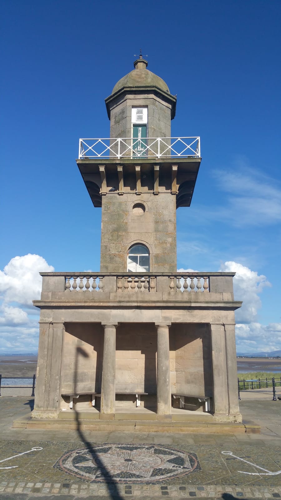 Fleetwood Beach Kiosk
