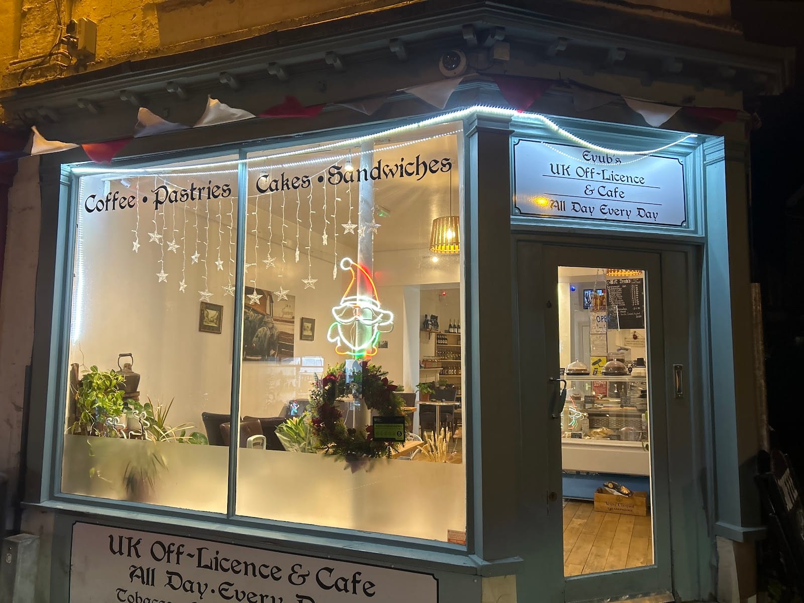 UK Off Licence Cafe