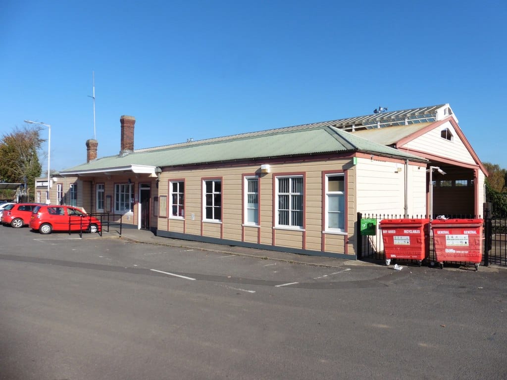Platform 1 cafe photo 3