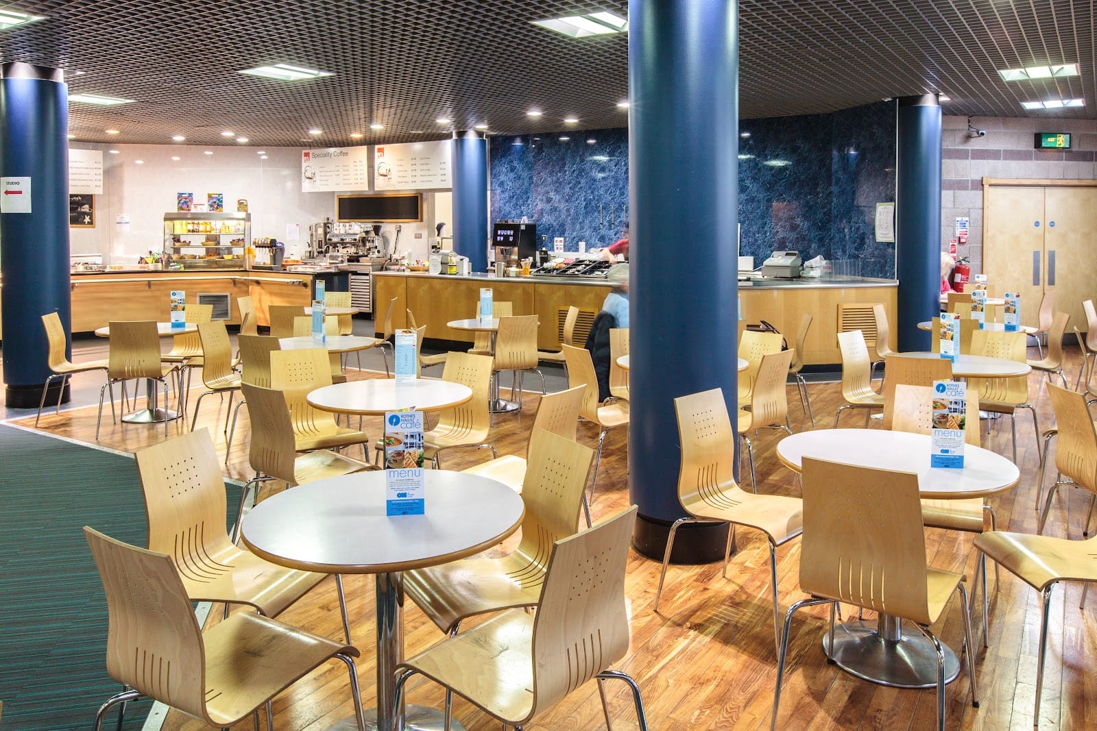 Rothes Halls