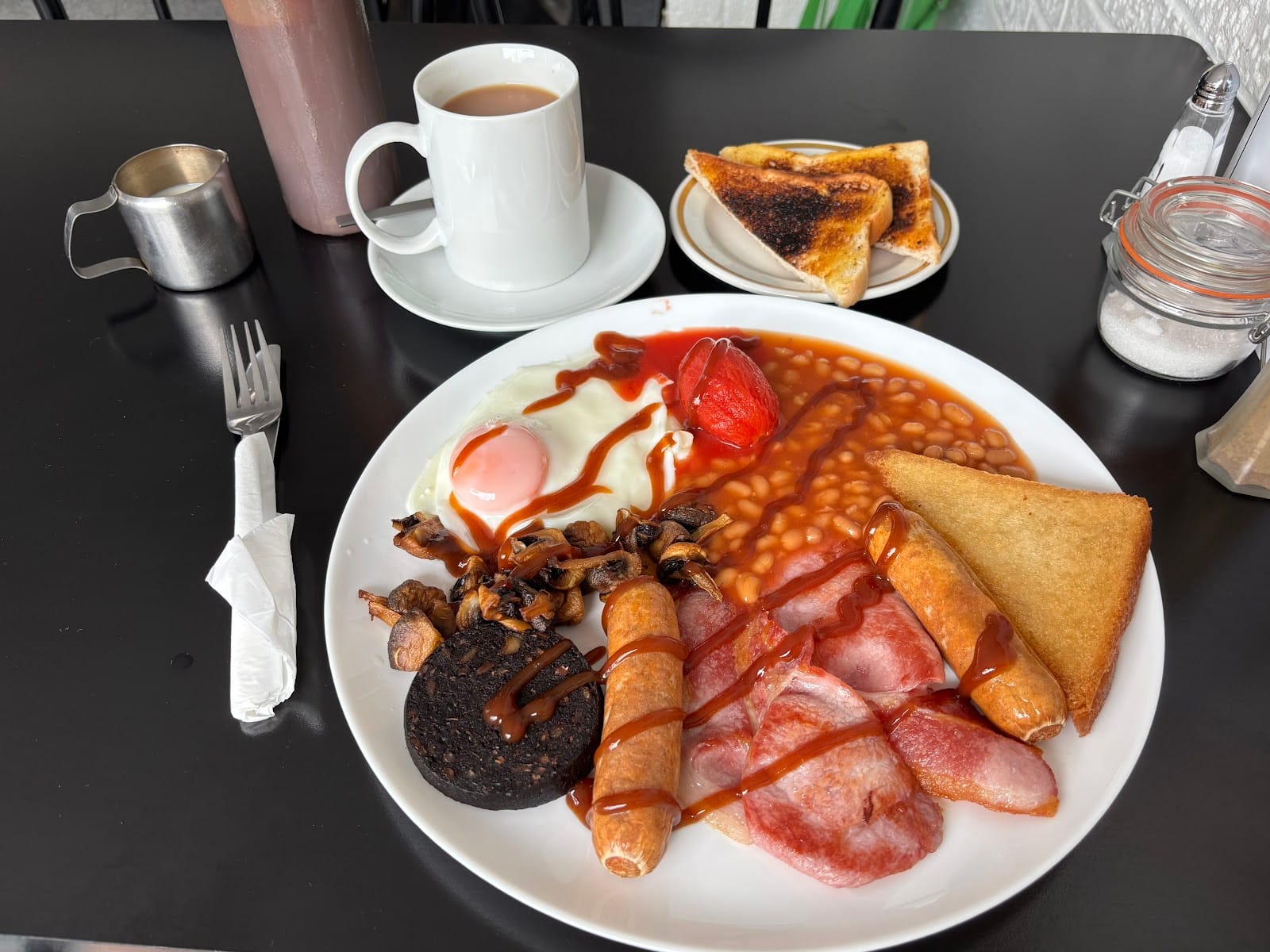 Ali’s breakfast house