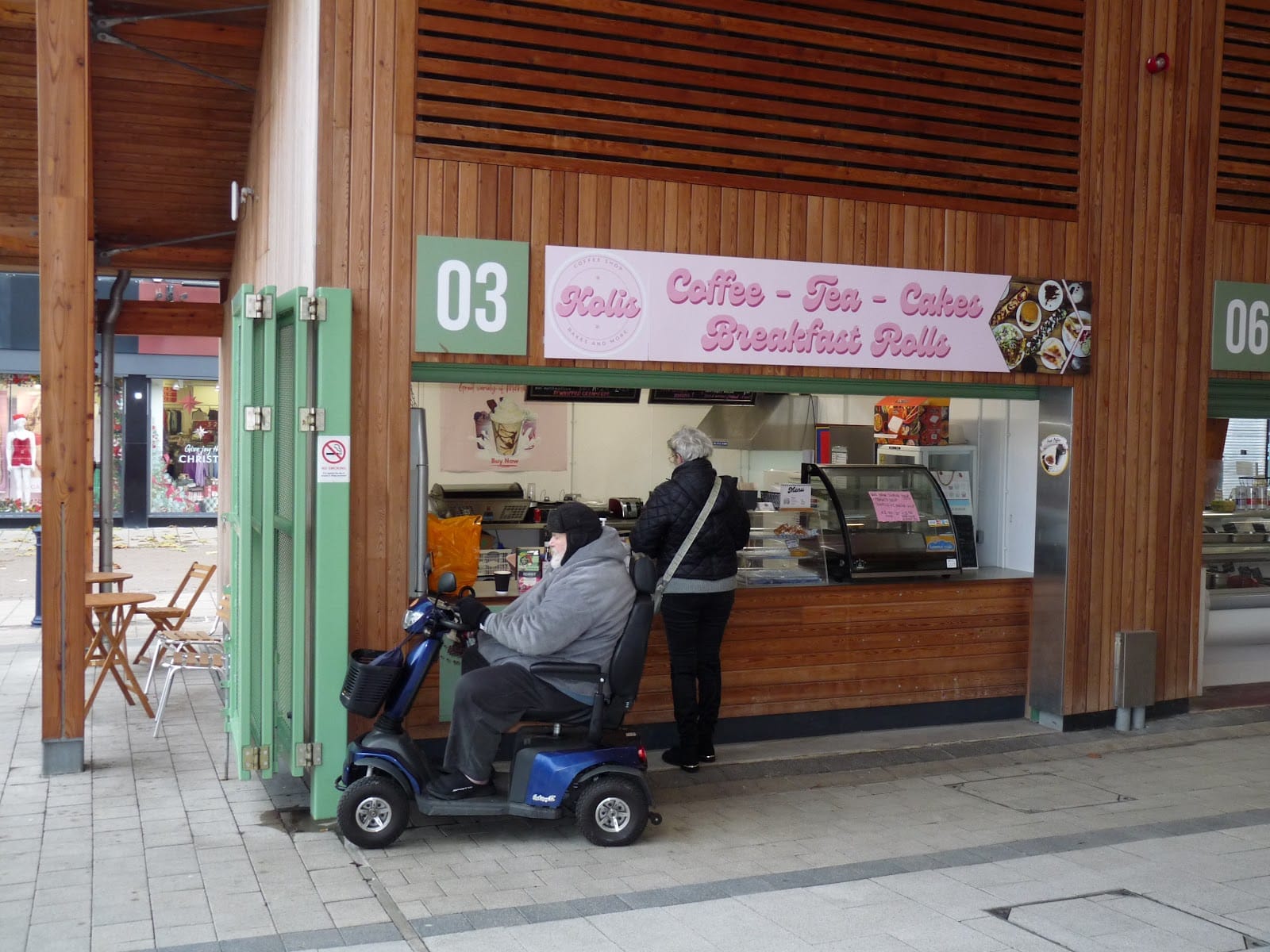 Kolis Café