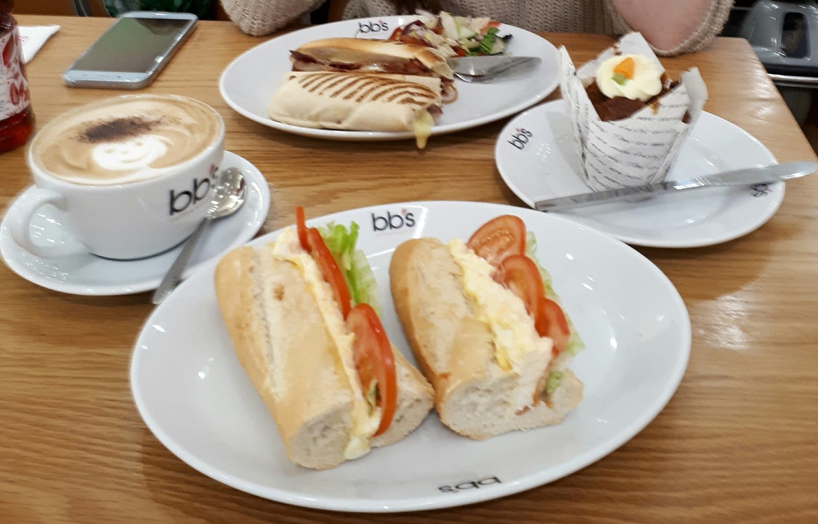 BB's Coffee & Muffins