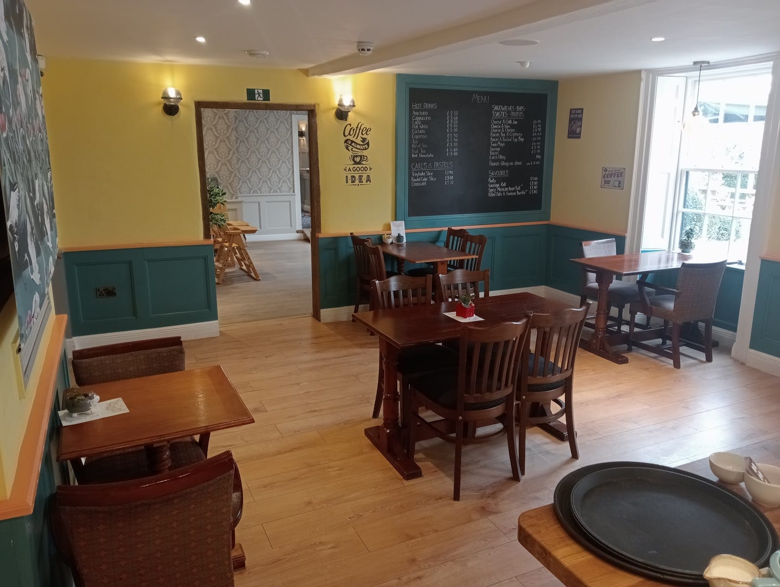 Bennet's Cafe