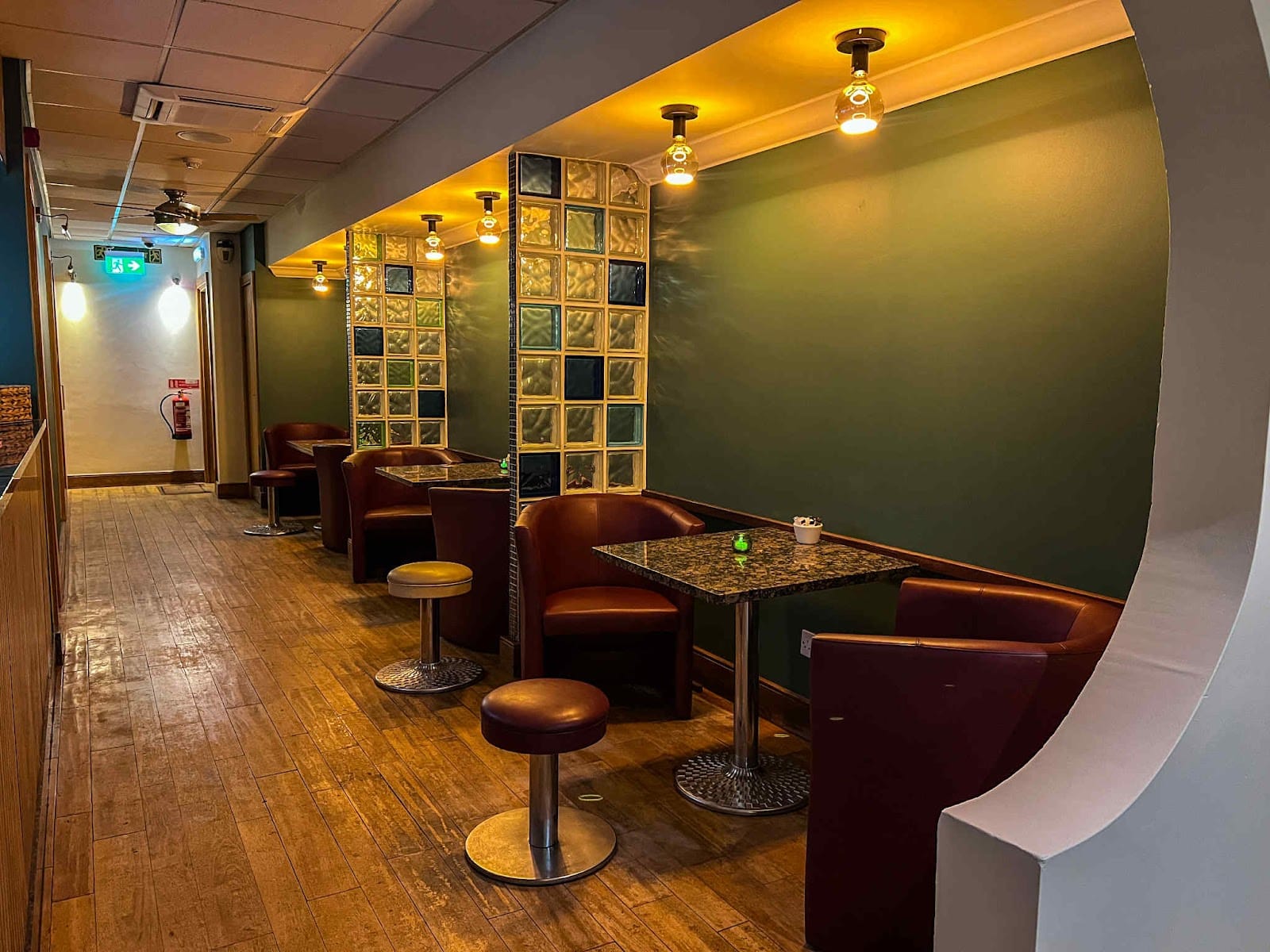 Rappor Lounge
