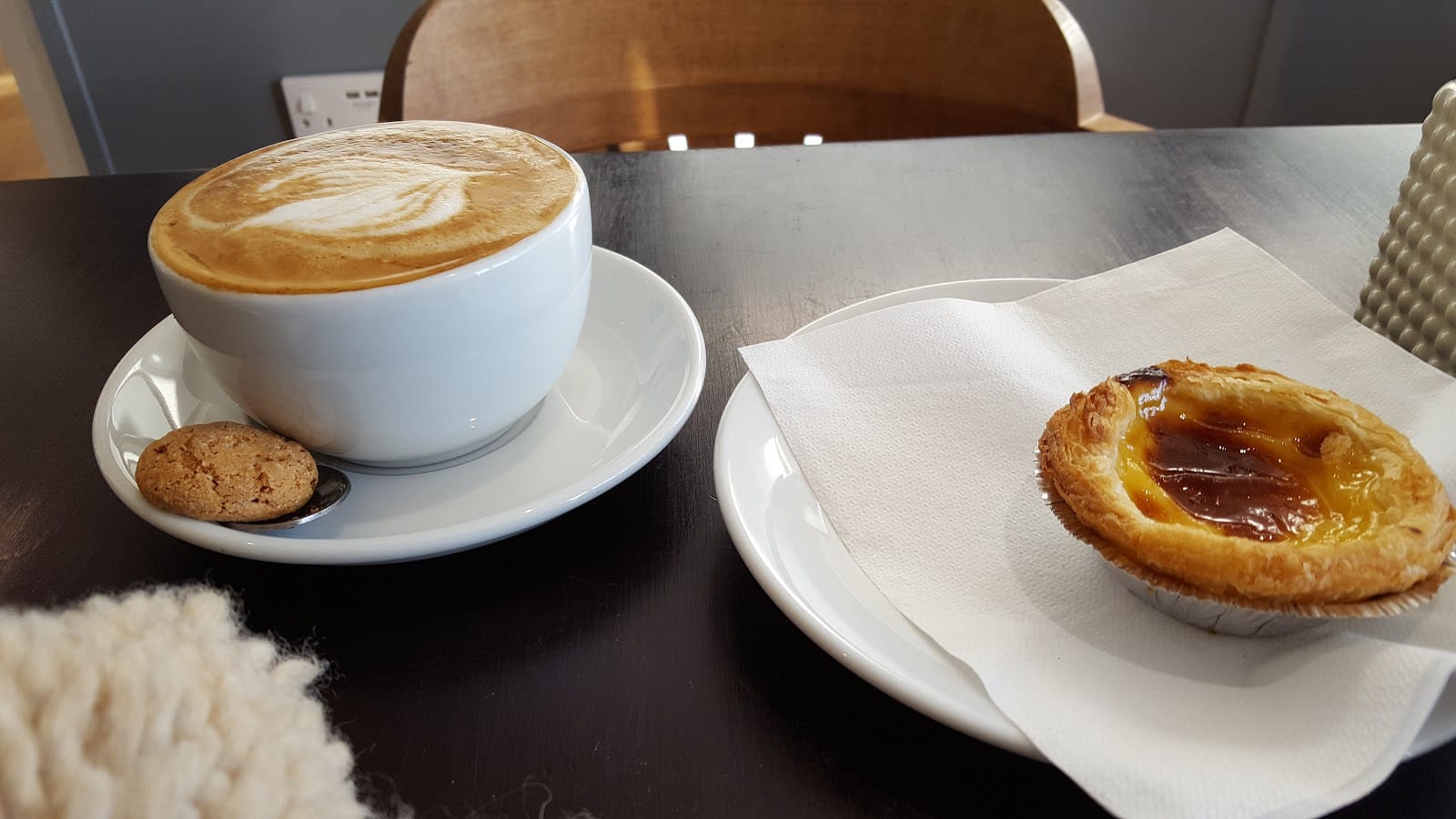Bonjour Café & Restaurant