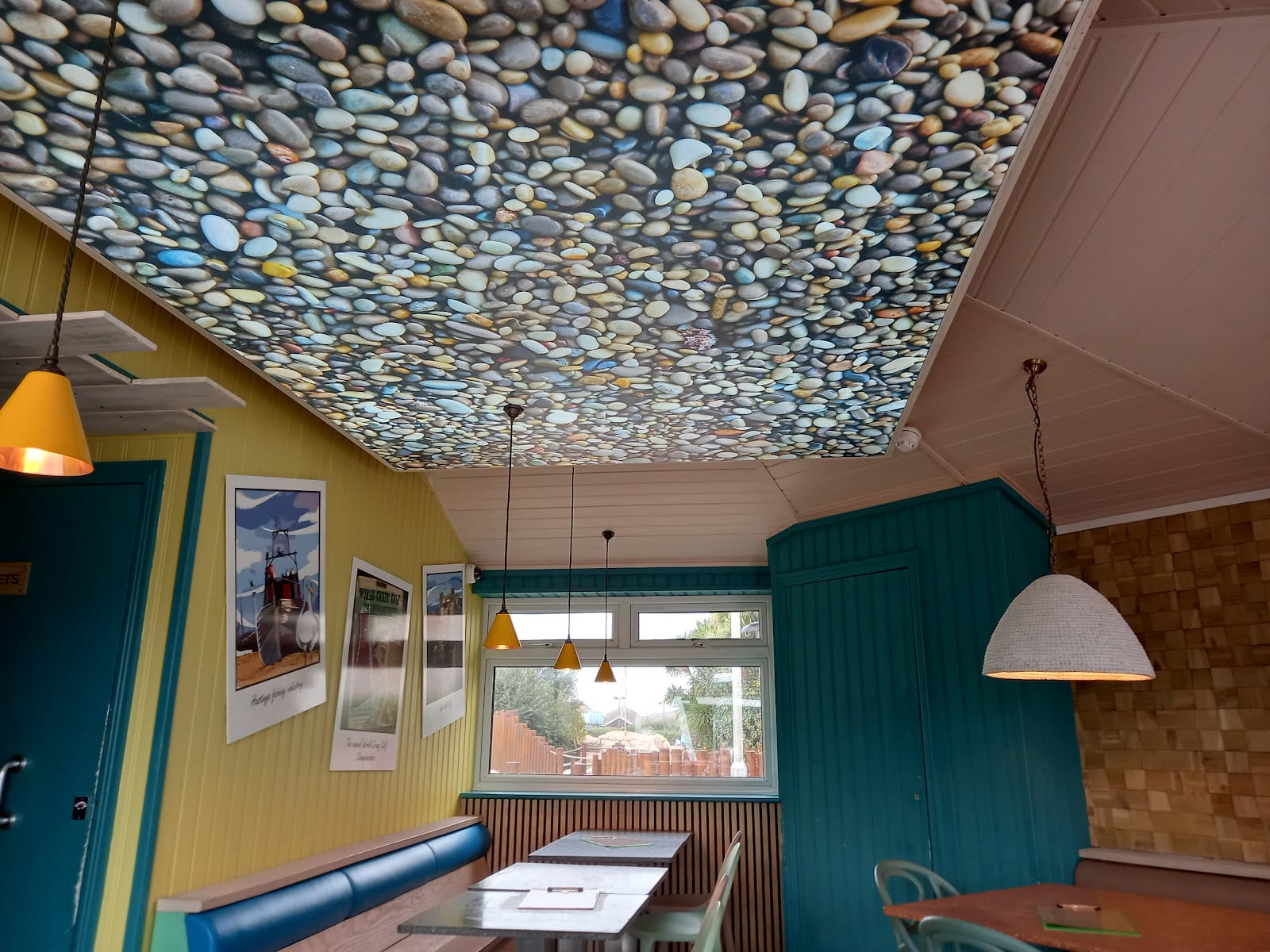 Beach Retreat Cafe