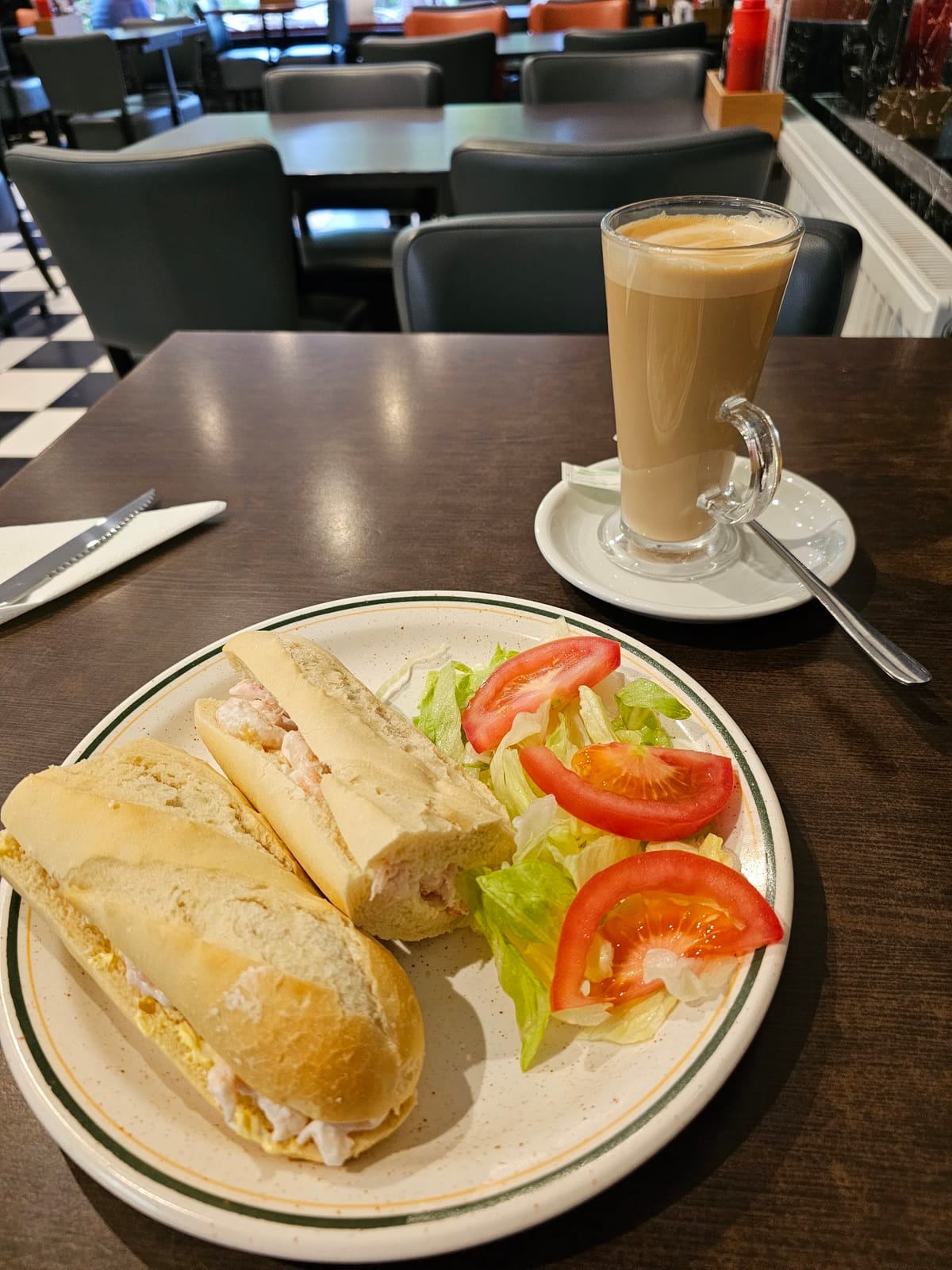 Hollybush Café and Restaurant