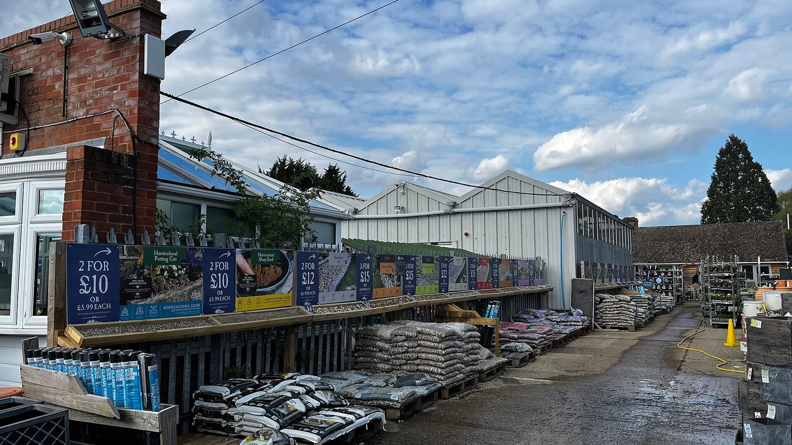 Hillier Garden Centre Hemel Hempstead photo 3