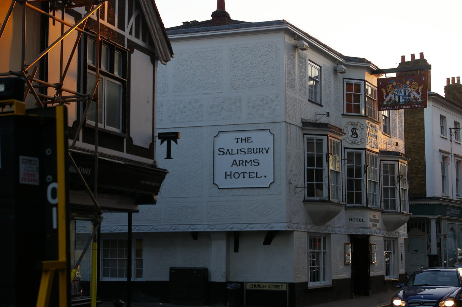 Mudlarks Garden Cafe photo 4