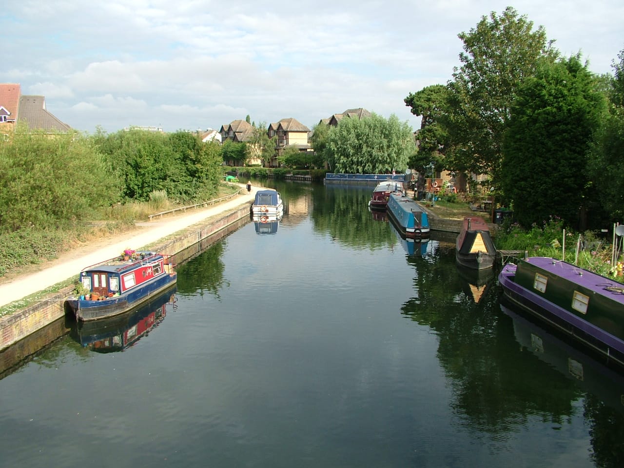 Tea on the lea photo 5