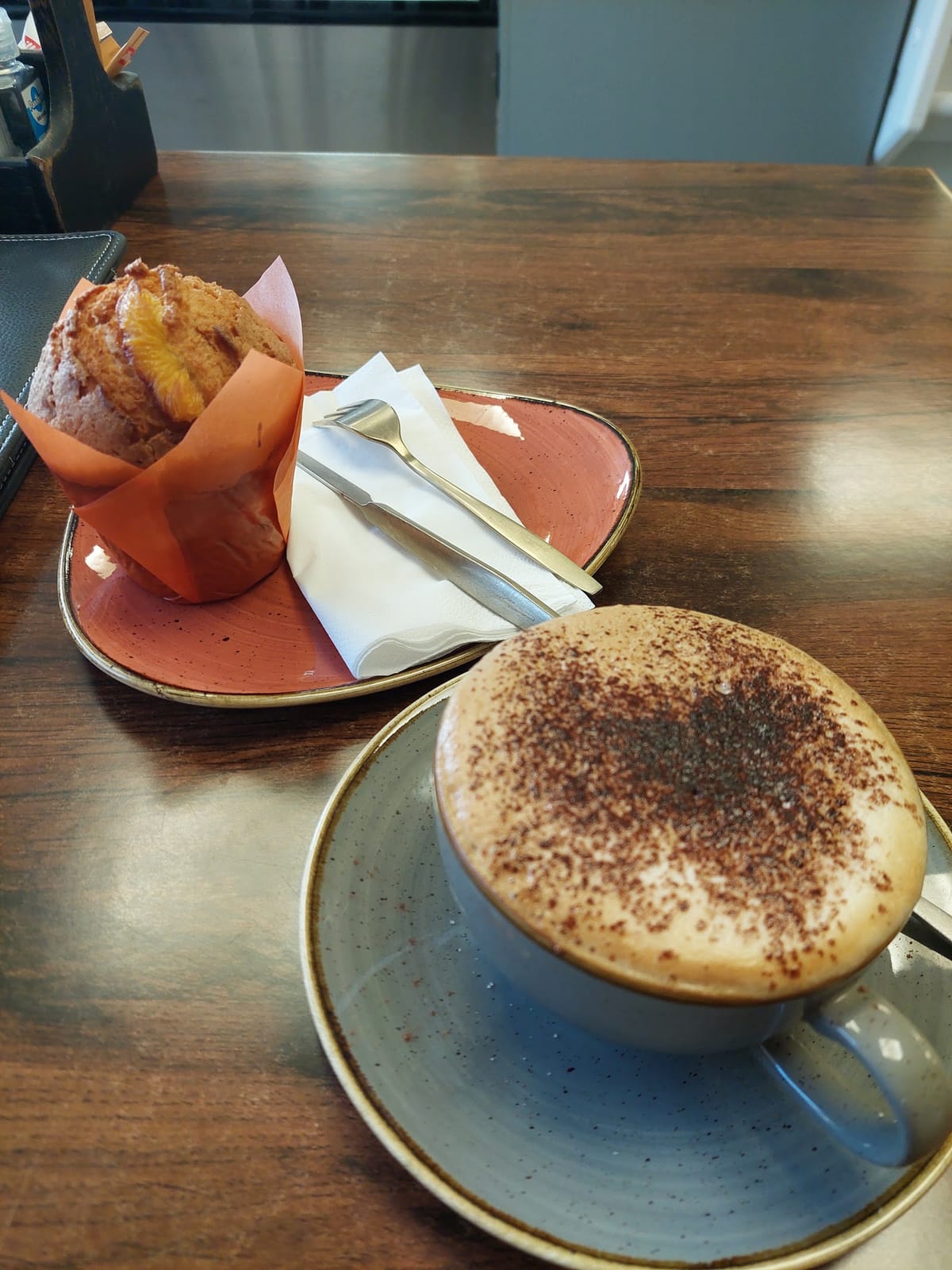 Manihamon Cafe / Bistro