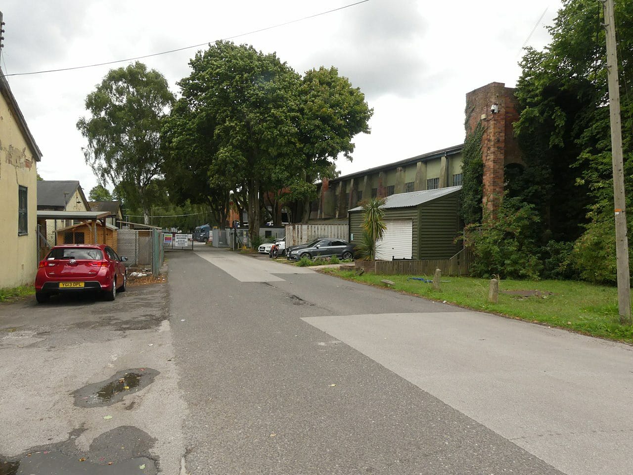 HUCKNALL GARDEN CENTRE & KEYCRAFT GARDEN BUILDINGS photo 4