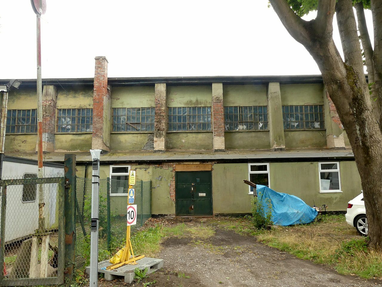 HUCKNALL GARDEN CENTRE & KEYCRAFT GARDEN BUILDINGS photo 3