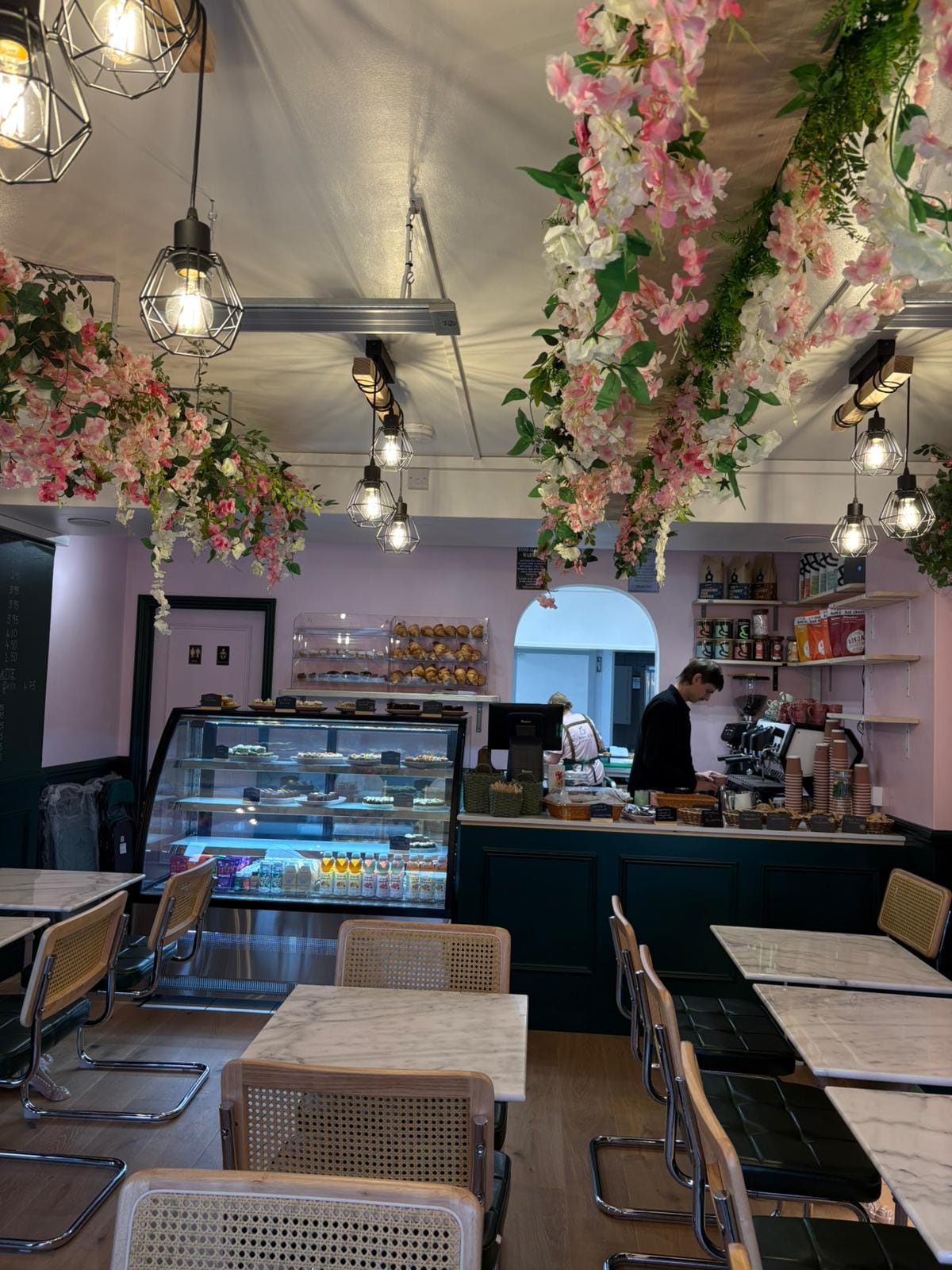 LJs Brew & Bites