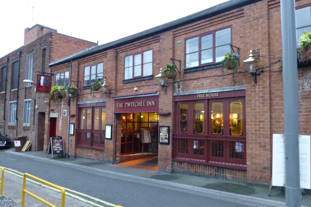 Cleaver Cafe & Bar photo 3