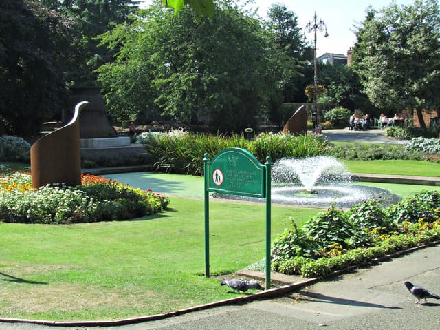 Olivia's at Queen’s Park photo 5