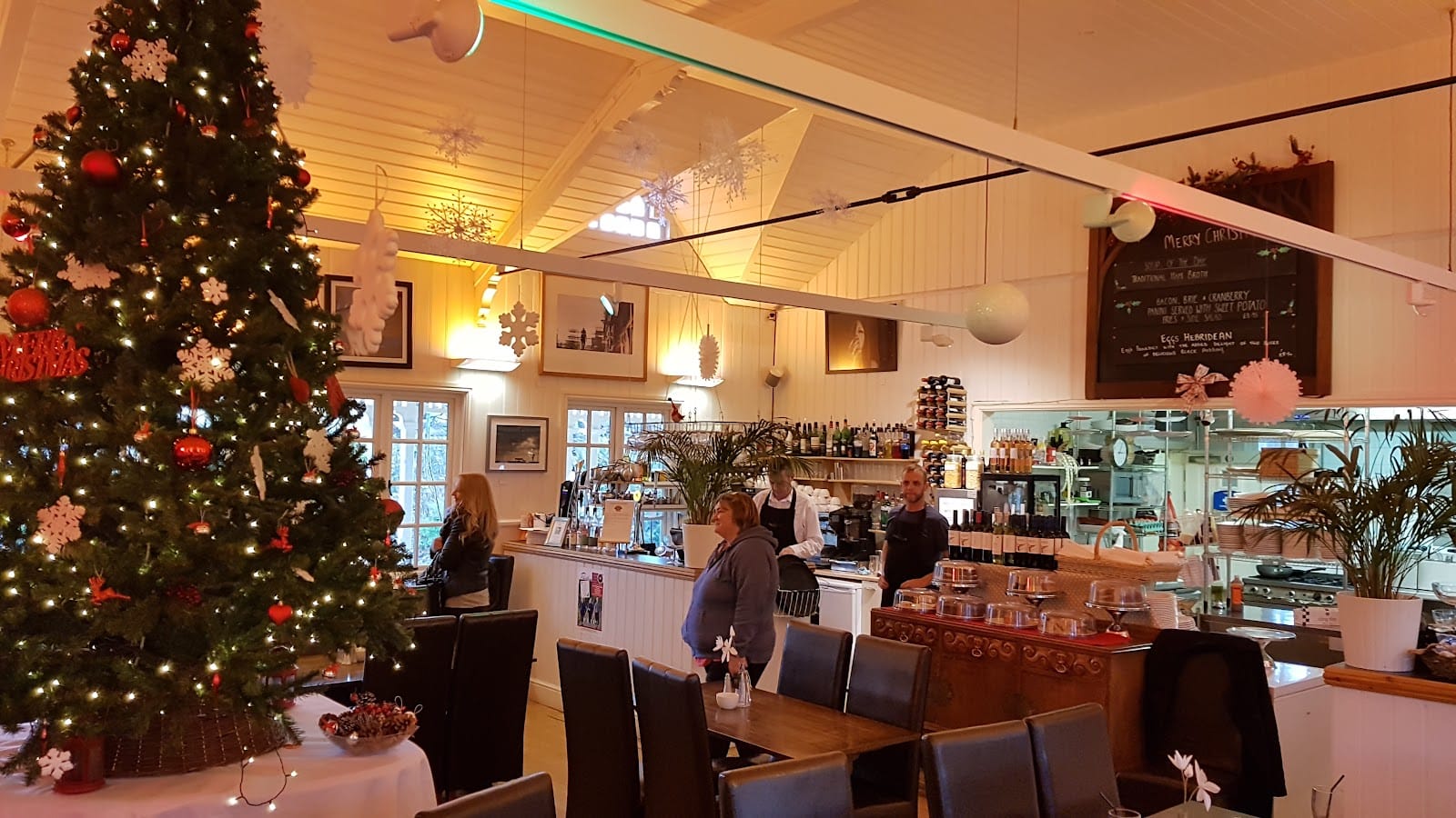 Pavilion Café Ashton Gardens