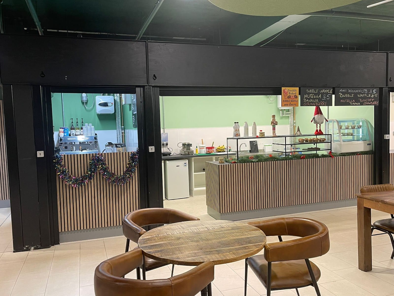 Maya Waffle & Patisserie