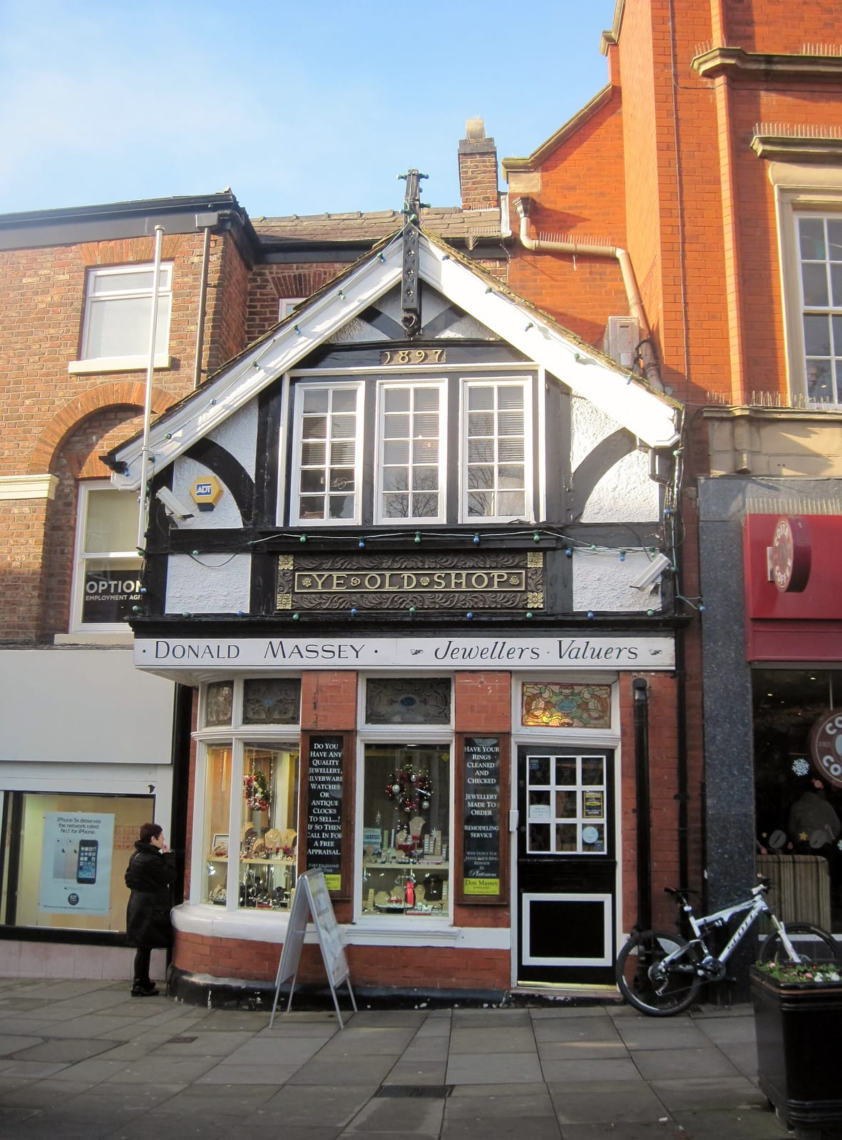 Spuds 4 U Macclesfield photo 3
