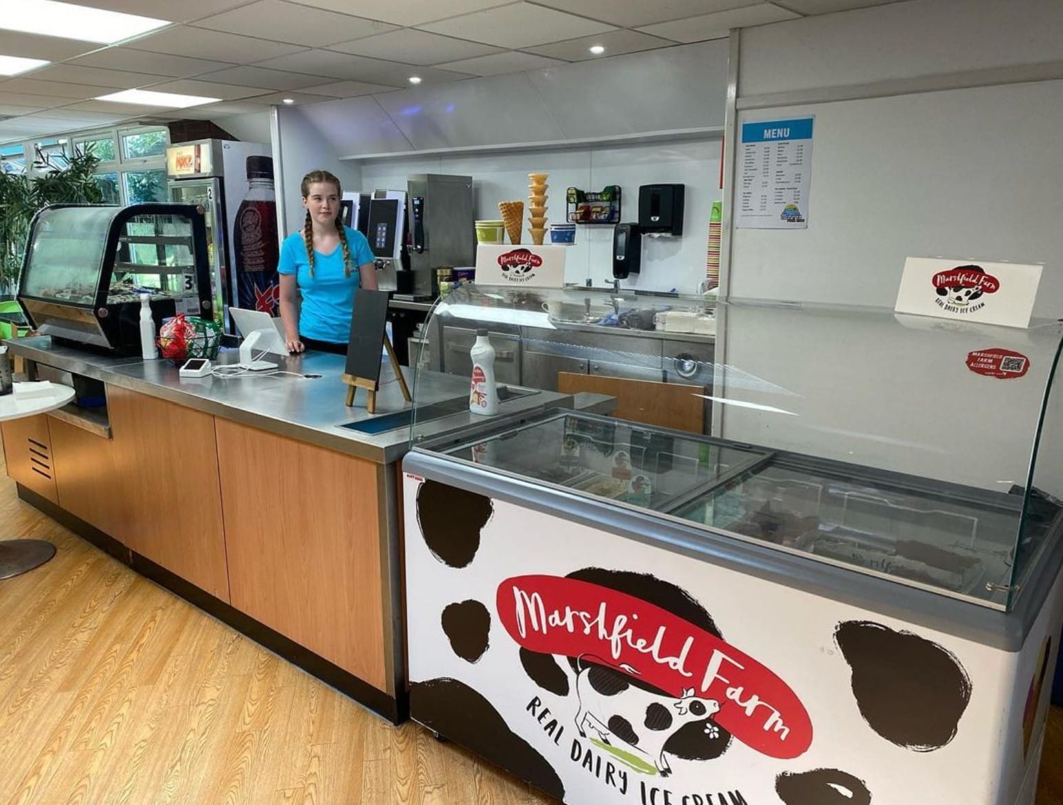 Henry's Pool Cafe Ltd