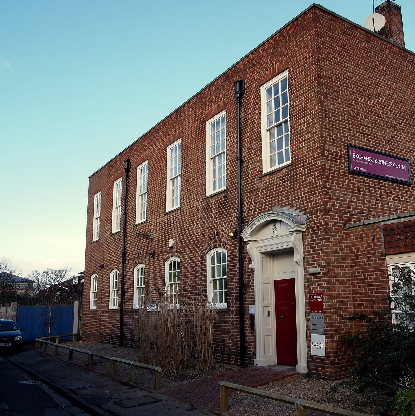 Corner farm kitchen photo 2