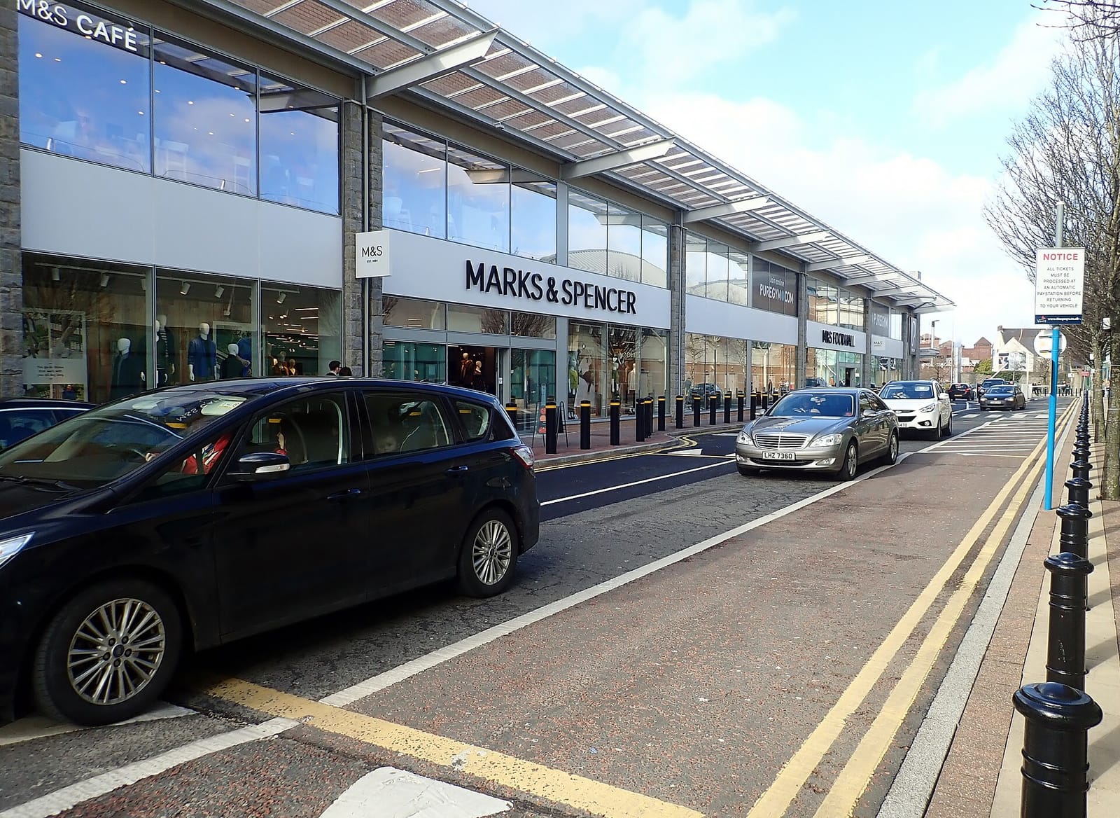 M&S Café photo 5