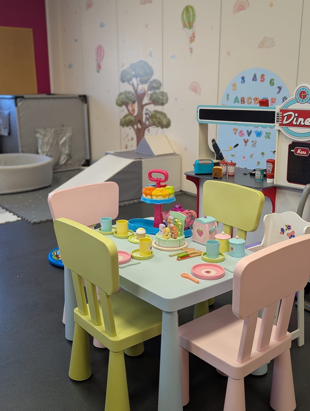 Daisy Lane Play Cafe