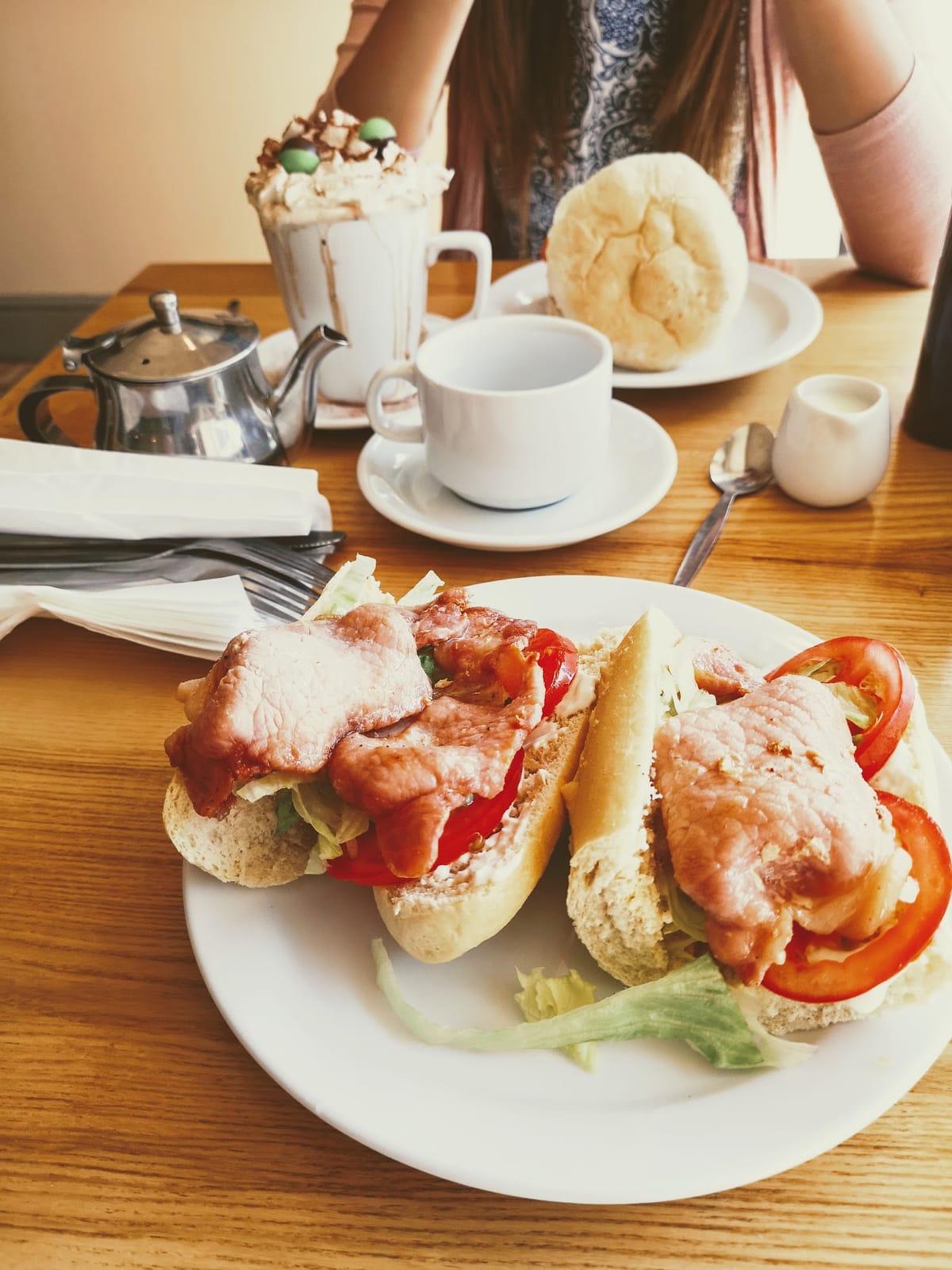 Charlie's Cafe