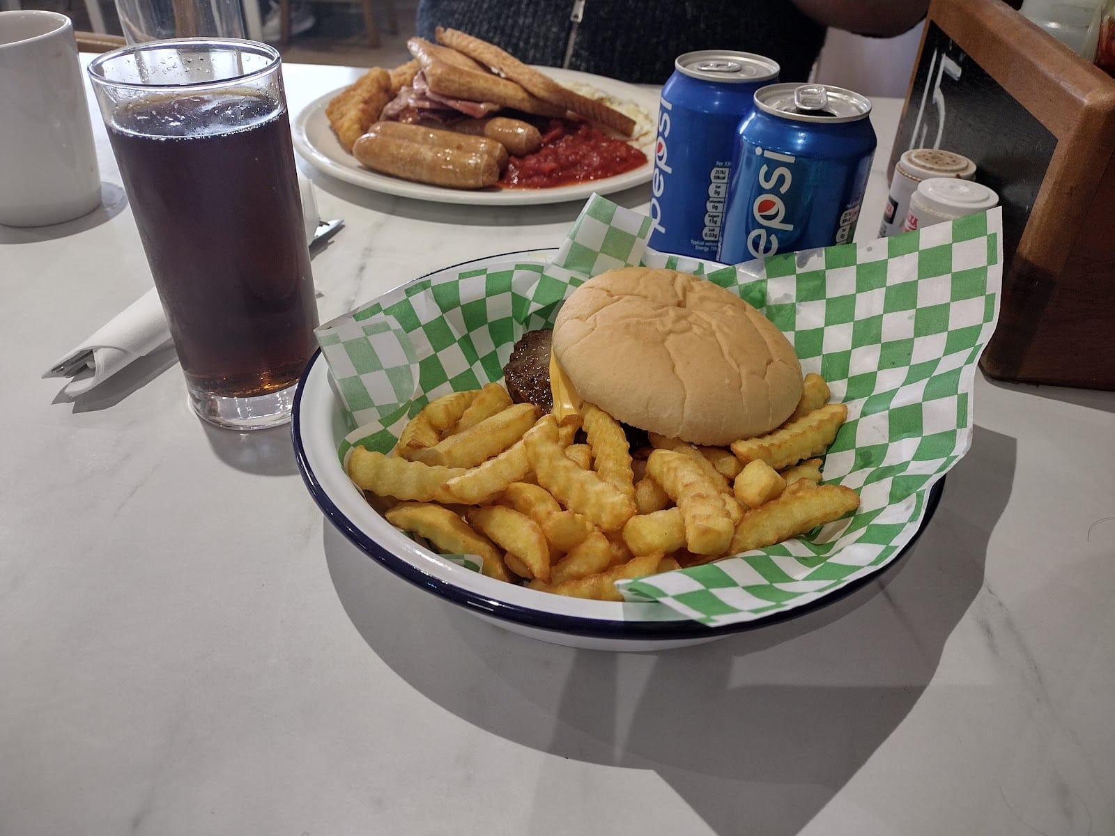 Tracey's Cafe