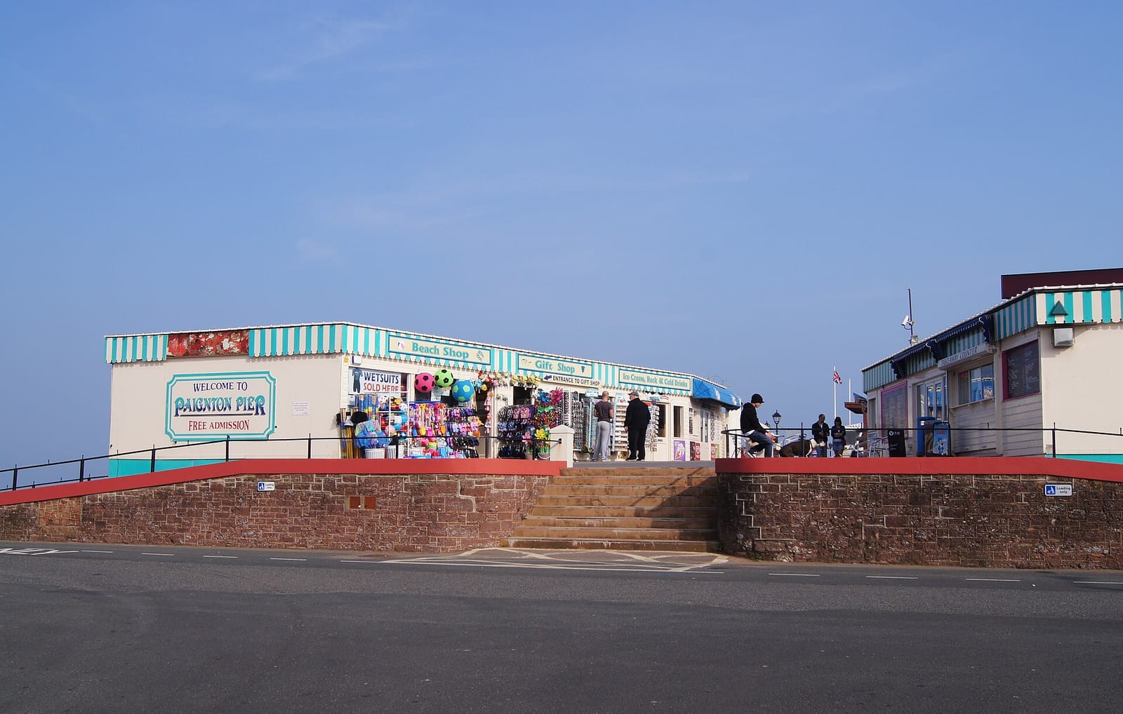 Cafe Bay-Side photo 3