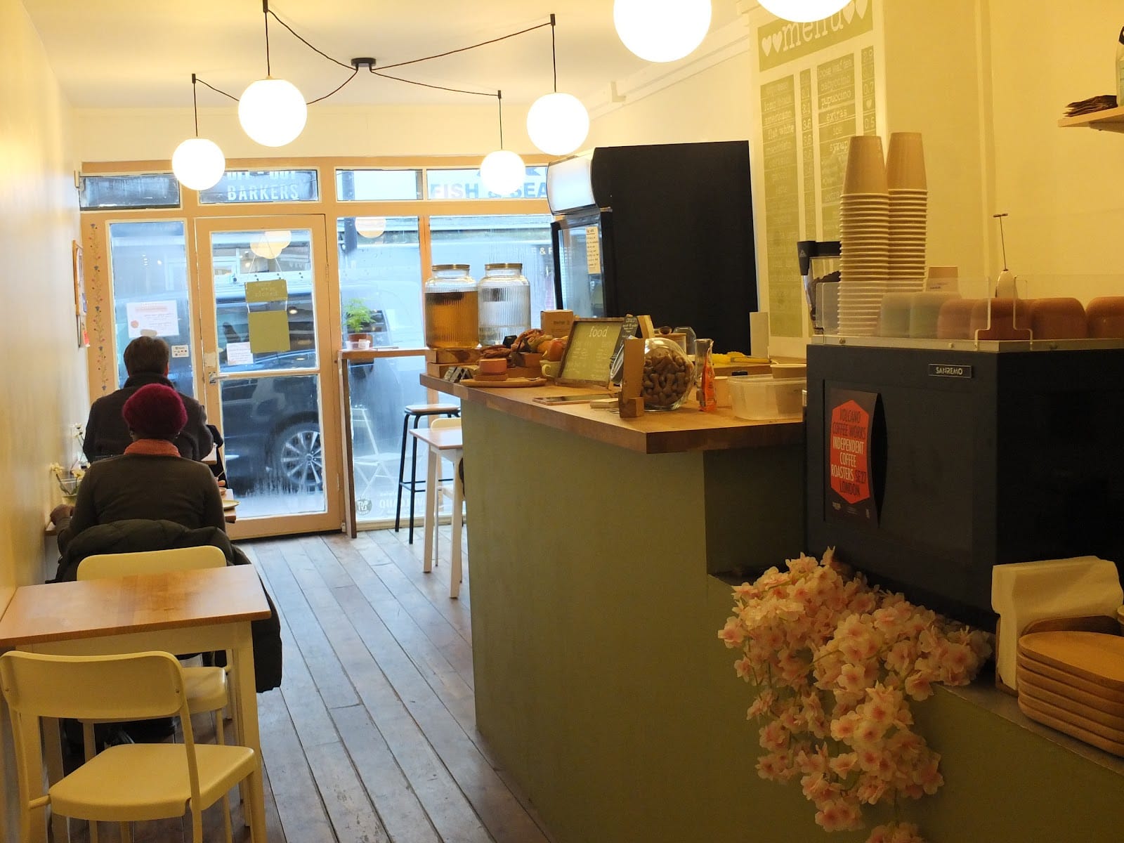 Cotton's Coffee コットンズ・コーヒー - Coffee, Matcha & Onigiri