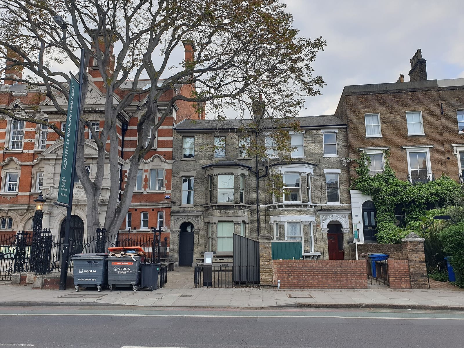 South London Louie photo 10