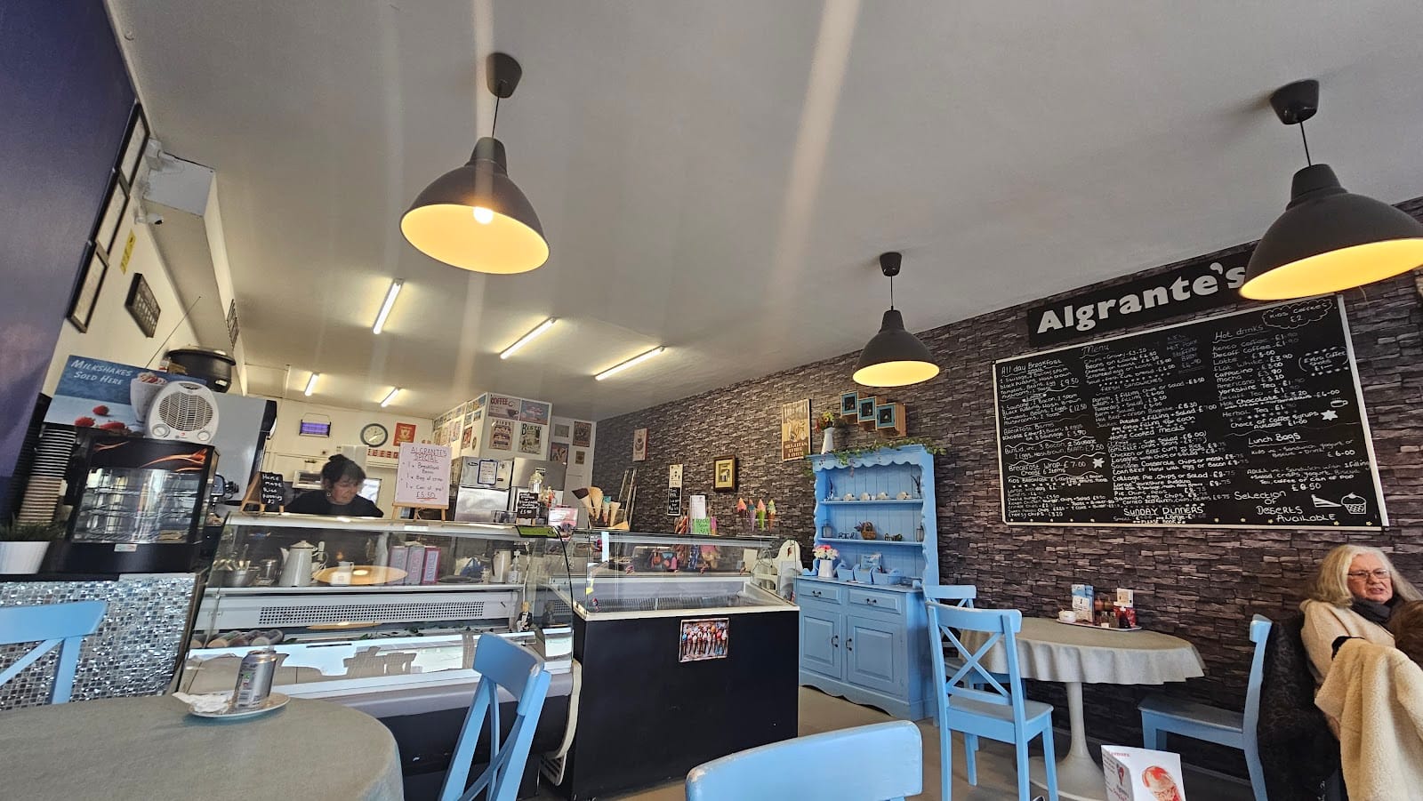 Algrante's Coffee Shop & Cafe