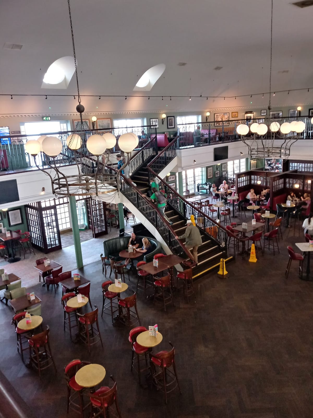 Topps Cafe
