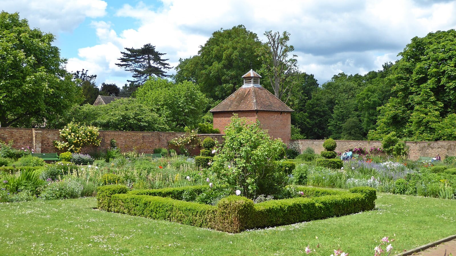 Eastcote House Gardens Cafe photo 5