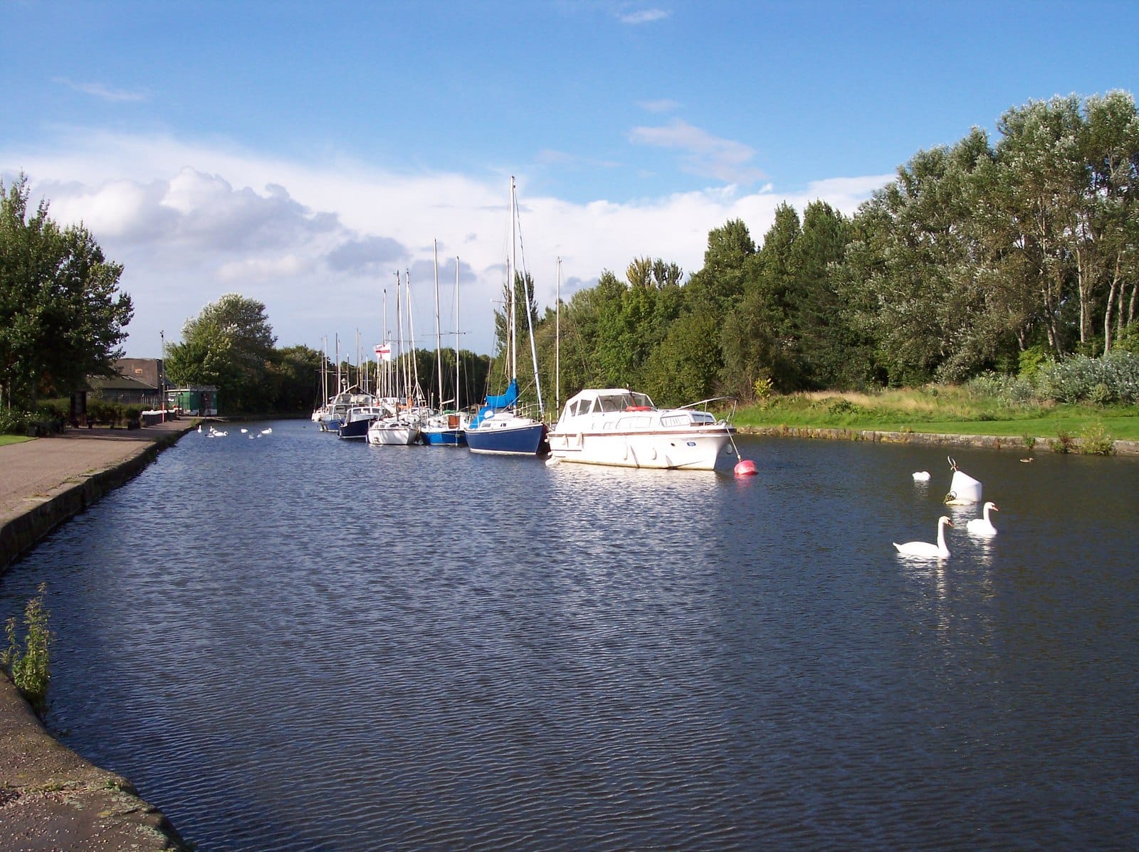 West Bank Boat Club & Cafe photo 5