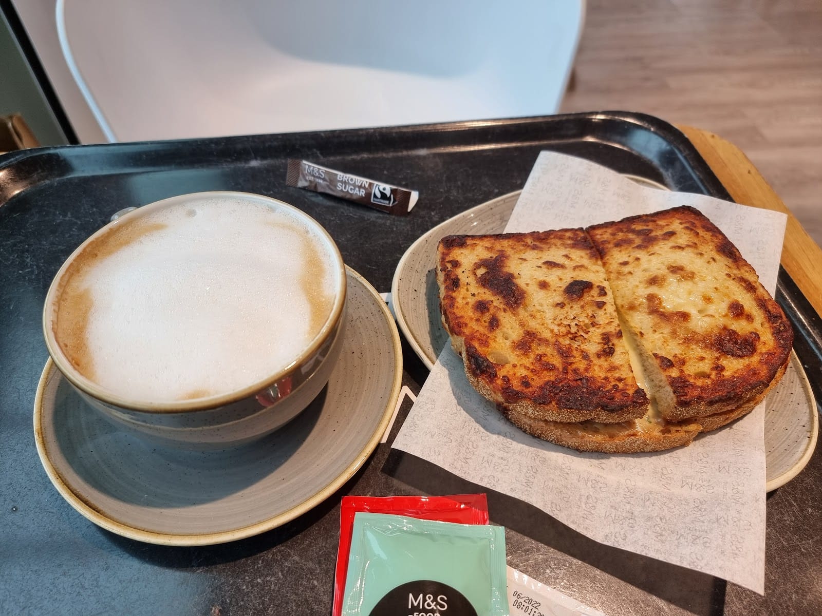 M&S Café Rushden Lakes