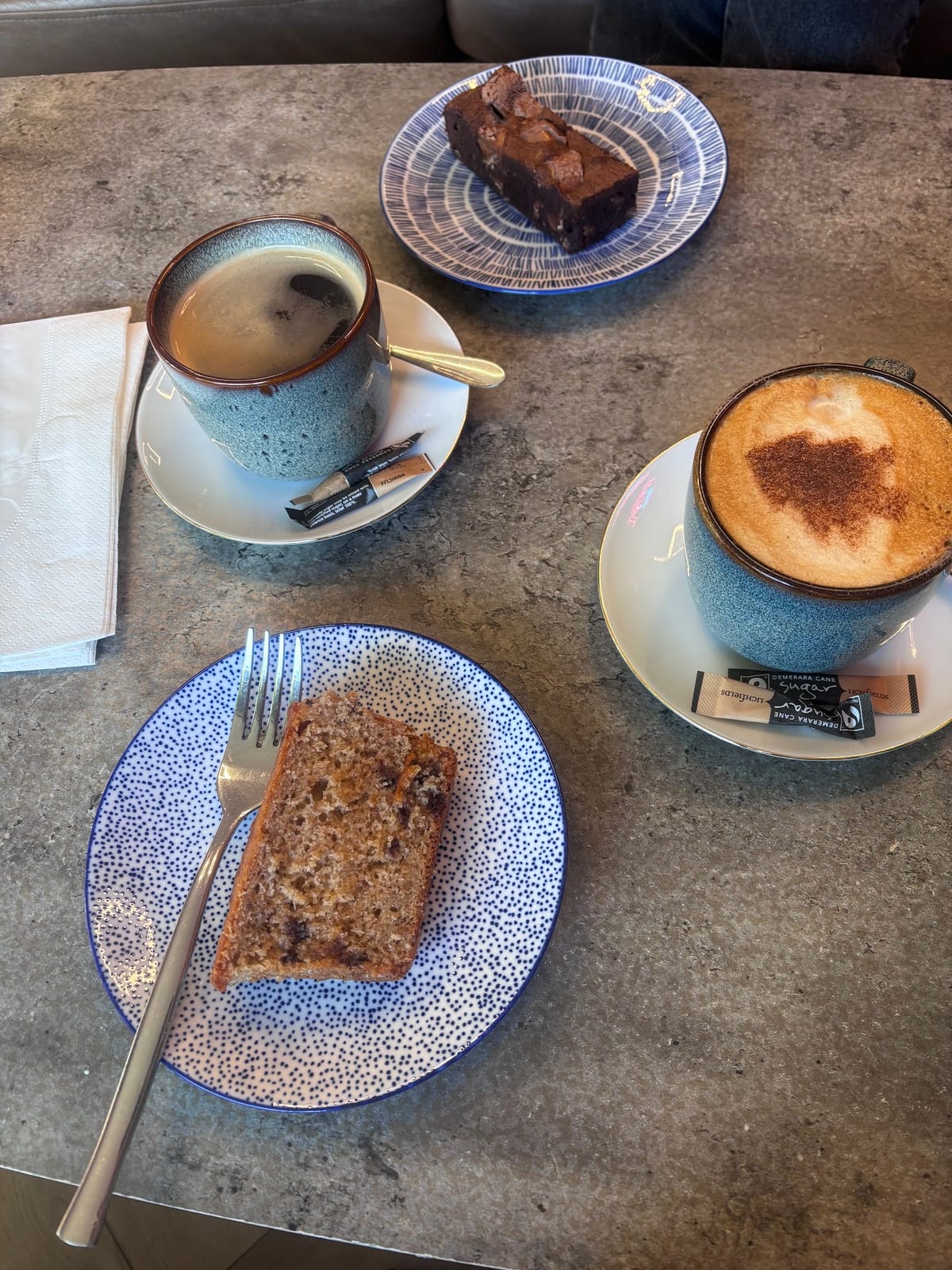 Yaz's Café