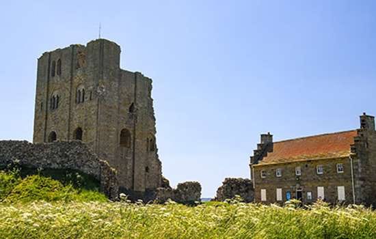 Scarborough Castle photo 3