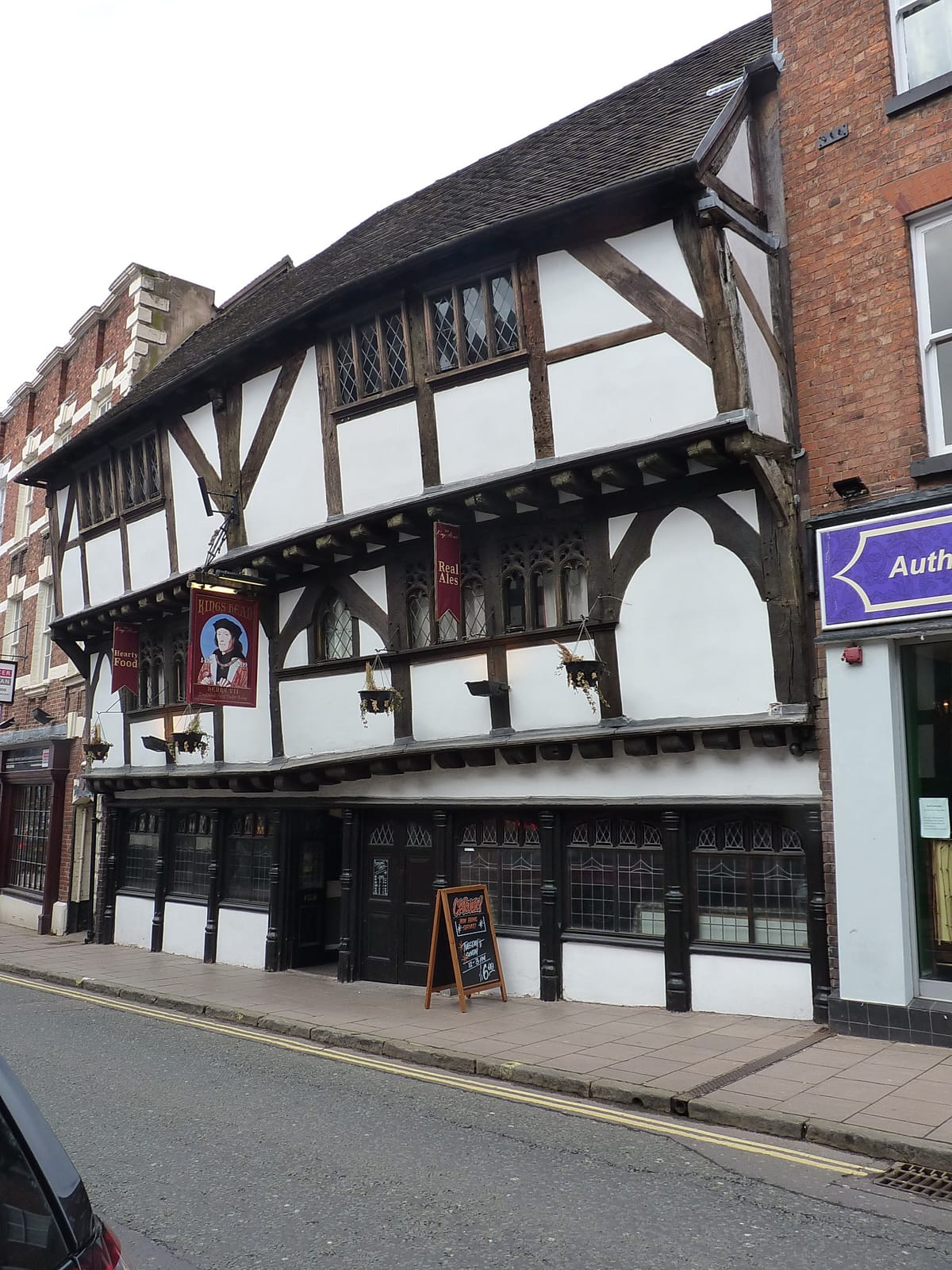 Darwins Town photo 4