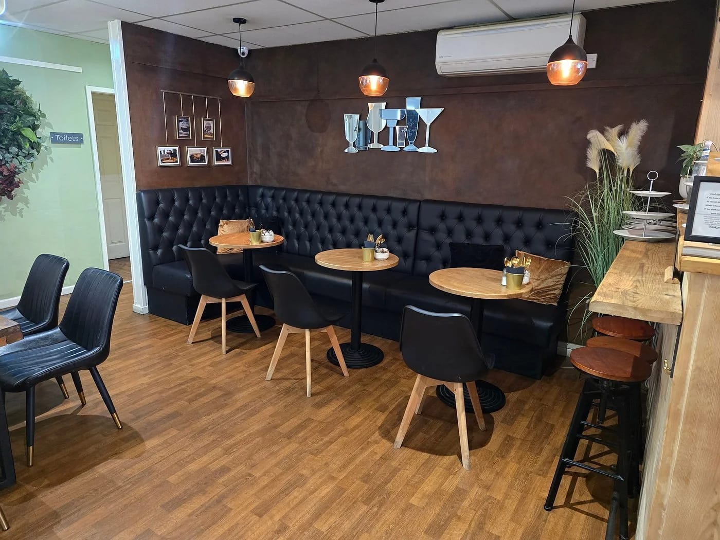 Hoghton Lounge Bar photo 3