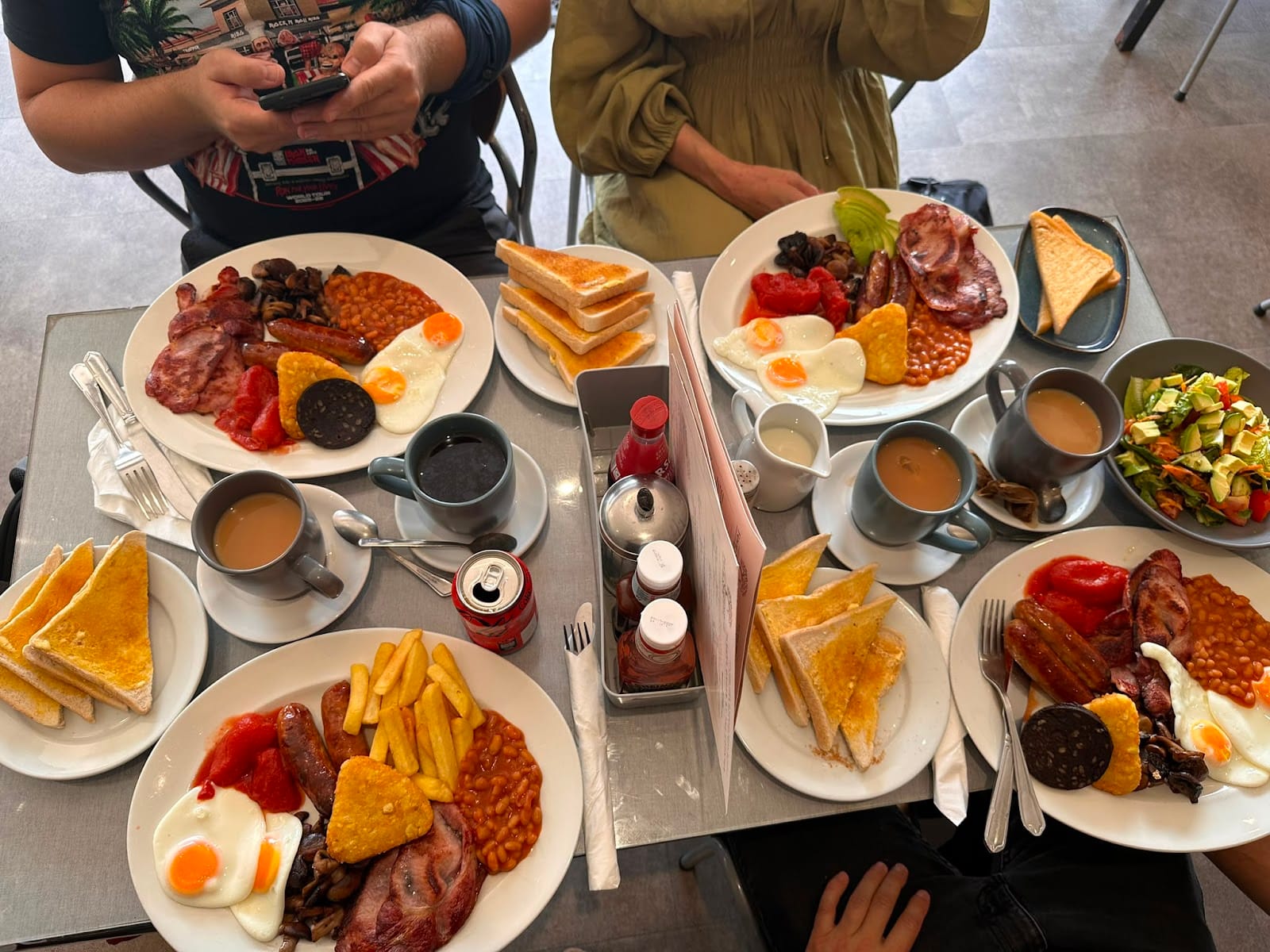 Four Seasons Café