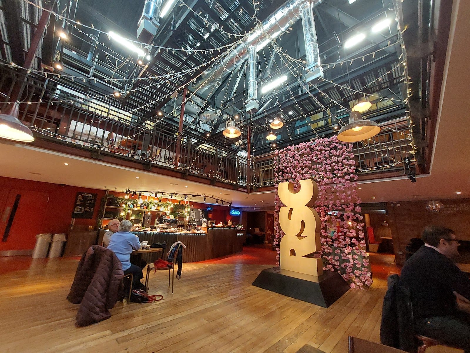 Susie's Cafe Bar