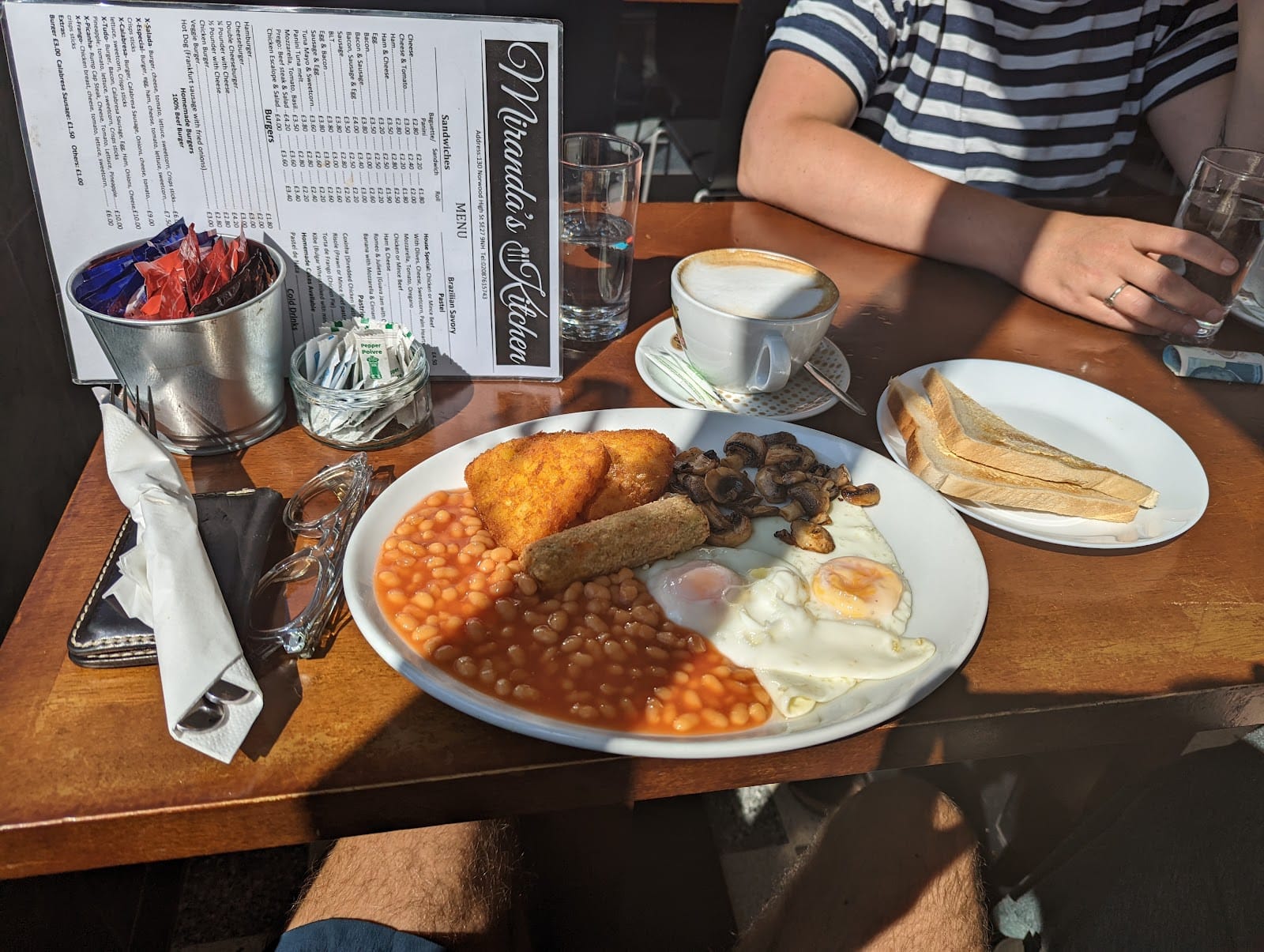 Ruby’s Cafe & Restaurant