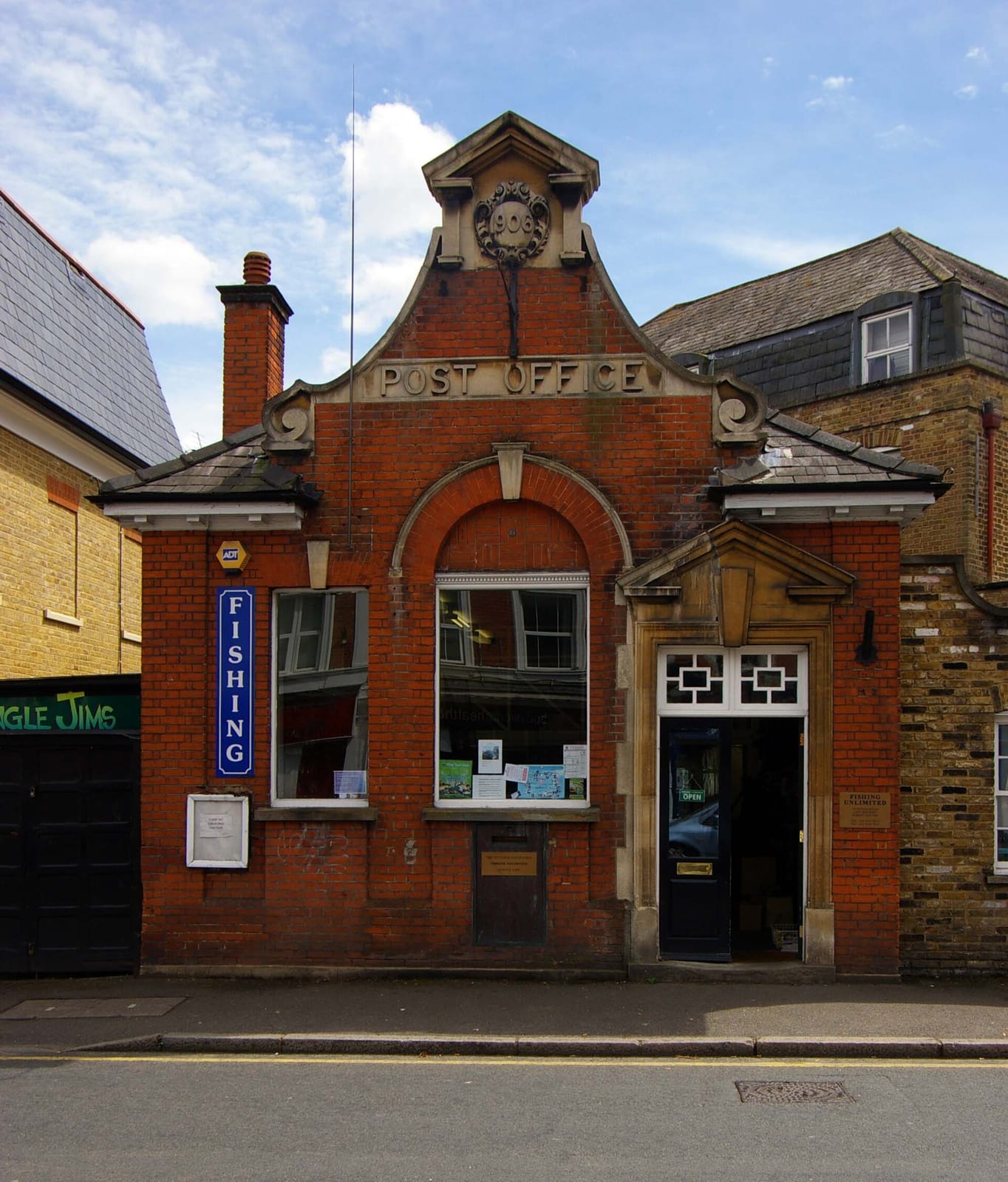 Hampton Court Cafe photo 4
