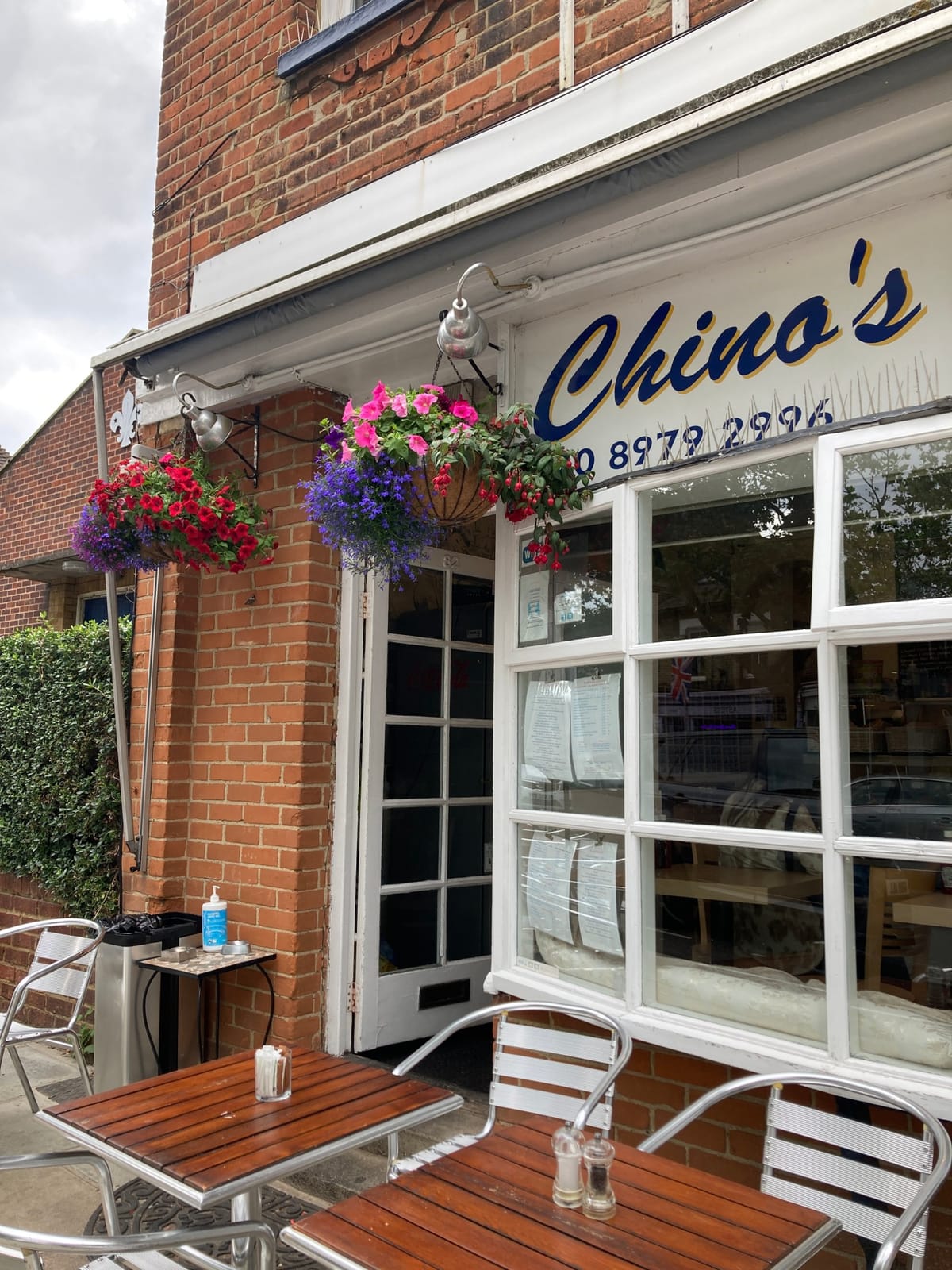 Chinos Cafe photo 3