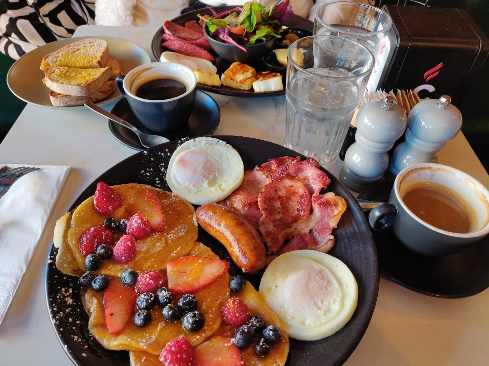 Deer Cafe Bistro Kingston